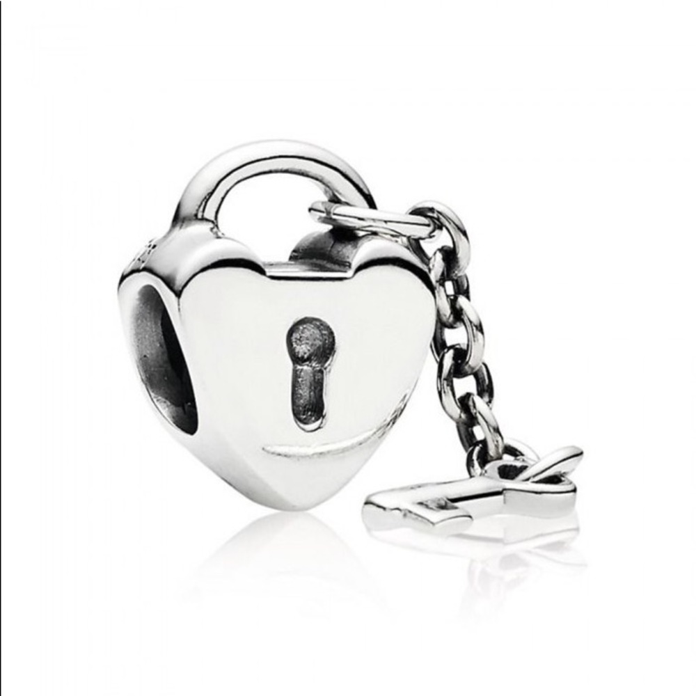 AUTHENTIC Pandora key to my heart chain charm